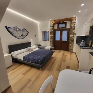 Bianca Luna Apartment